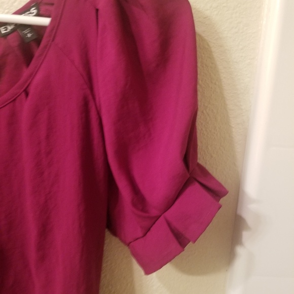 Express Fuschia Blouse Size Small - Picture 5 of 6